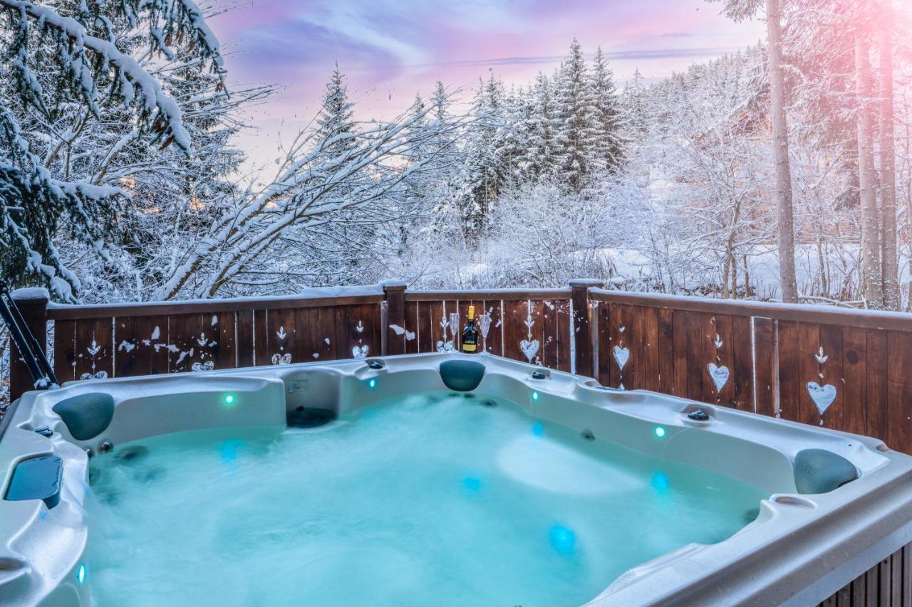 Chalet Cote Coeur, La Tania, With Outdoor Hot Tub And 7 Ensuite Rooms Екстер'єр фото